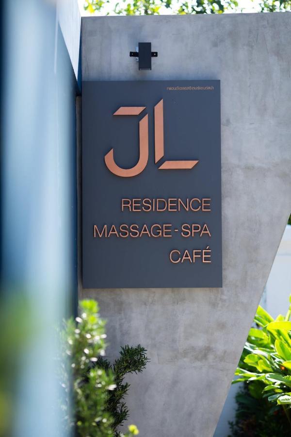 J & L Residence And Spa Bangkok Exterior photo